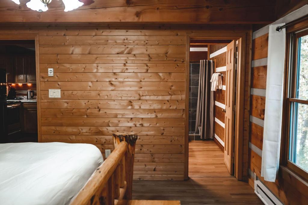 Wolf Creek Cabin At 36 North - Hot Tub Purlear Esterno foto