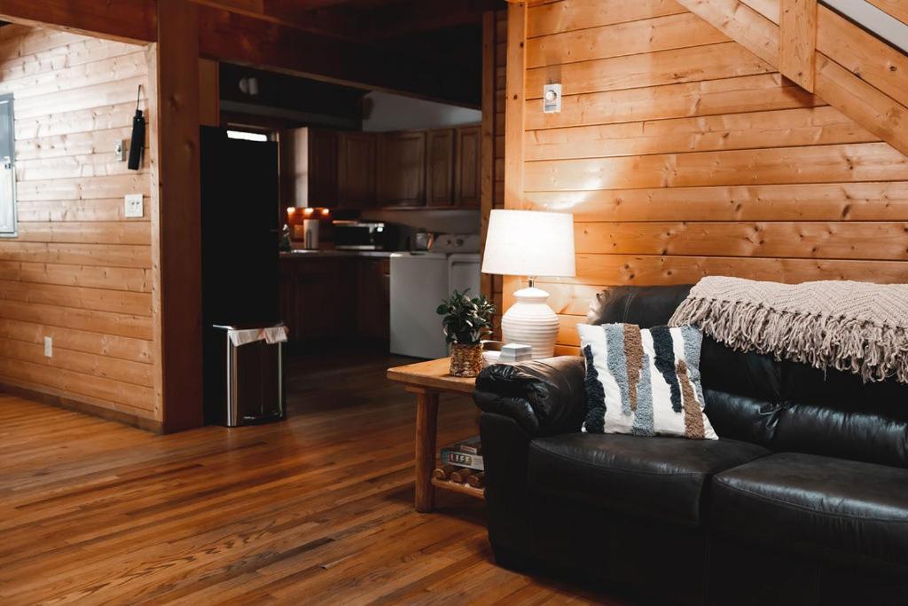 Wolf Creek Cabin At 36 North - Hot Tub Purlear Esterno foto