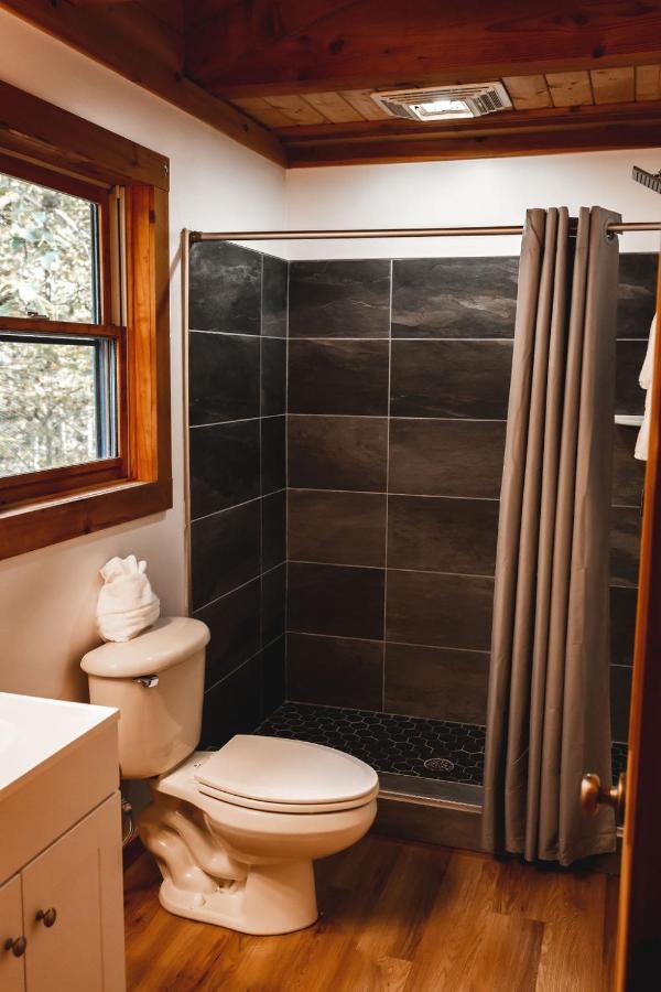 Wolf Creek Cabin At 36 North - Hot Tub Purlear Esterno foto